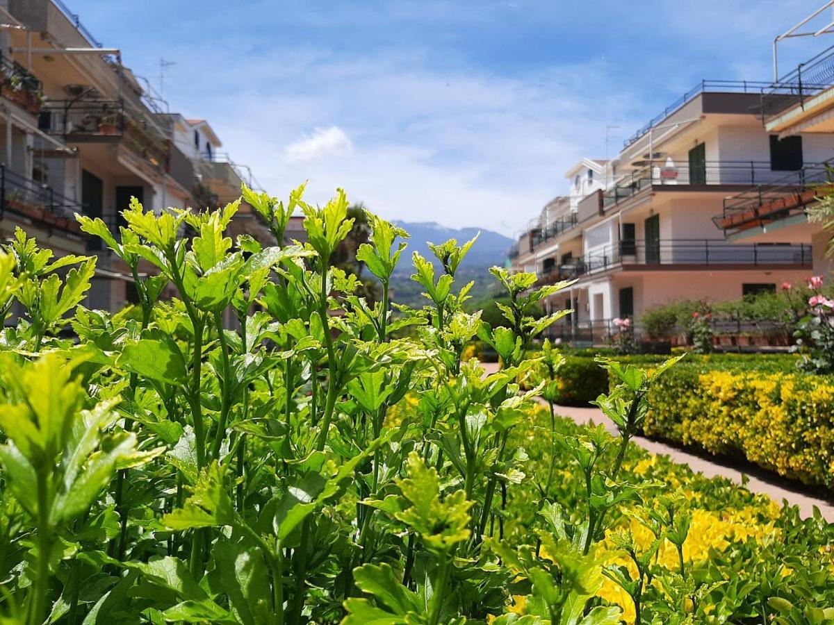 Апартаменты Al Giardino Sant'Anna Маскали Экстерьер фото
