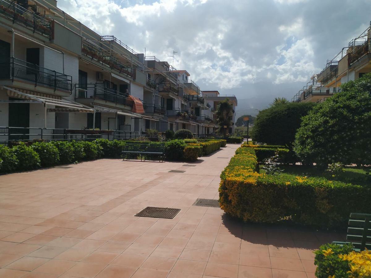 Апартаменты Al Giardino Sant'Anna Маскали Экстерьер фото